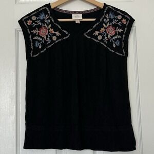 Knox Rose Sleeveless Black Floral Embroidered Top Boho Chic Indie Artsy Style‎